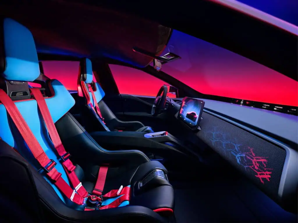 intérieur de la future bmw m3 electrique